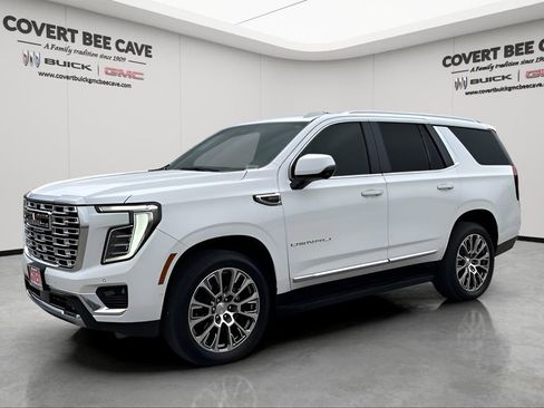 Used 2025 GMC Yukon Denali image 3