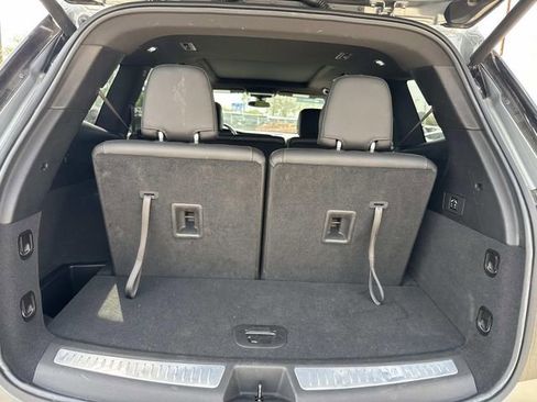 Used 2023 Cadillac XT6 Luxury FWD image 11