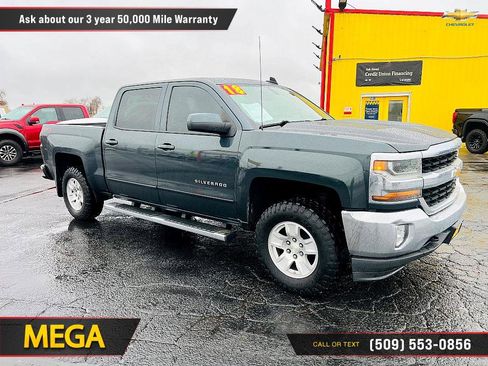 Used 2018 Chevrolet Silverado 1500 LT w/ All Star Edition image 9