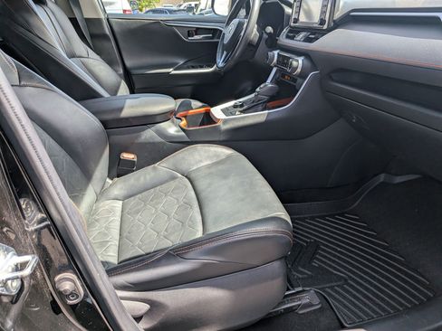 Used 2022 Toyota RAV4 Adventure AWD/4WD image 32