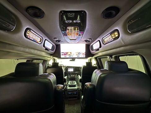 Used 2021 Chevrolet Express 2500 image 3