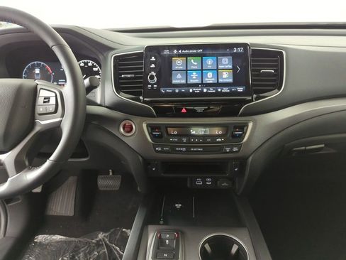 New 2025 Honda Ridgeline RTL image 18