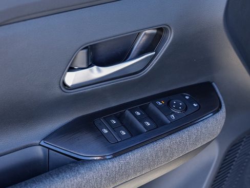 New 2026 Nissan Kicks SV image 14