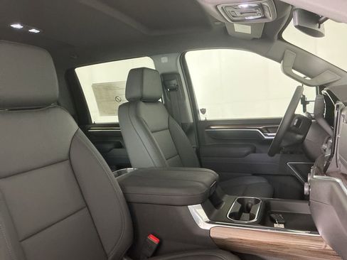 New 2026 Chevrolet Silverado 2500 LT image 13