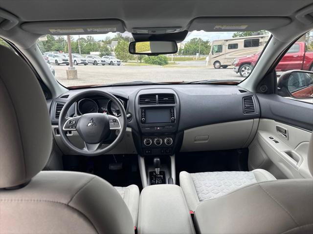 Used 2021 Mitsubishi Outlander Sport ES FWD image 17