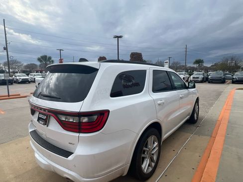 Used 2024 Dodge Durango GT image 6