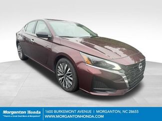 Used 2025 Nissan Altima 2.5 SV FWD video 1