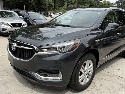 Used 2019 Buick Enclave Essence FWD image 6