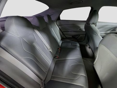 Used 2023 Hyundai Elantra SEL FWD image 26