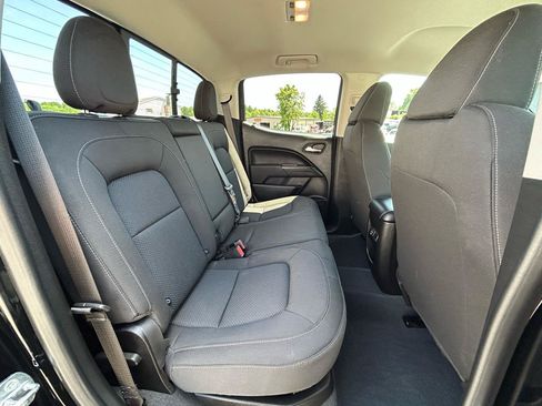 Used 2022 Chevrolet Colorado LT w/ LT Convenience Package AWD/4WD image 22