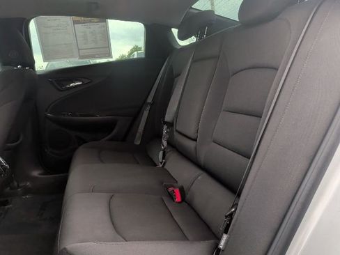 Used 2022 Chevrolet Malibu LT image 14