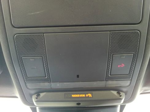 Used 2018 Land Rover Range Rover Evoque SE Dynamic image 54