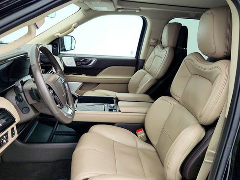 Used 2022 Lincoln Navigator Reserve image 24