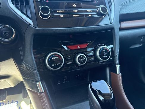 Used 2023 Subaru Forester Touring image 16