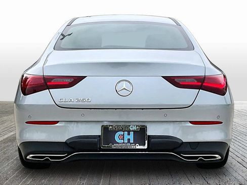 Used 2025 Mercedes-Benz CLA 250 image 7