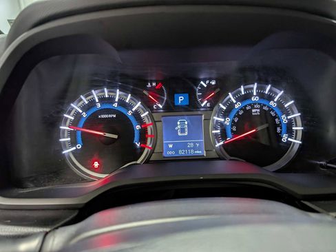 Used 2018 Toyota 4Runner SR5 image 23