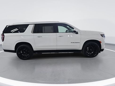 Used 2023 Chevrolet Suburban LS w/ Driver Alert Package AWD/4WD image 2