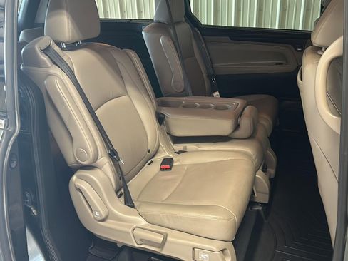 Used 2019 Honda Odyssey Elite image 14