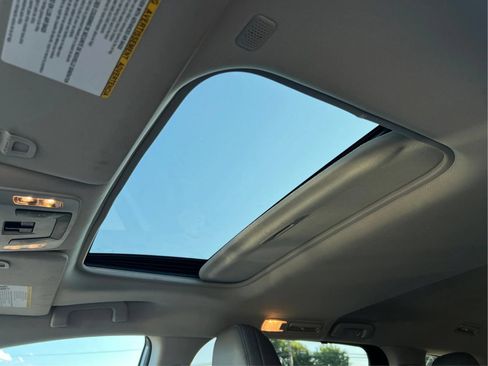 Used 2022 Toyota Sienna XLE w/ XLE Plus Package FWD image 27