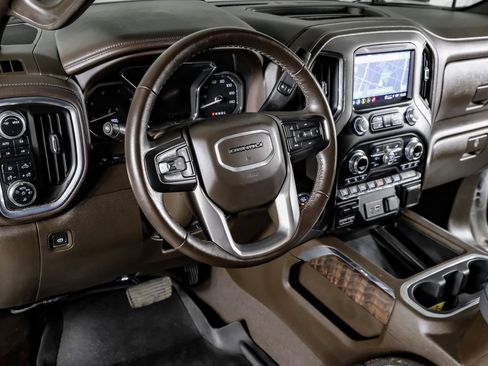 Used 2022 GMC Sierra 2500 Denali w/ Denali Ultimate Package AWD/4WD image 15