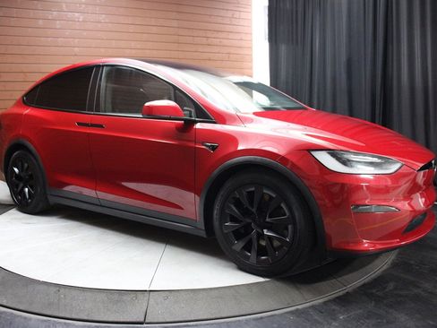 Used 2023 Tesla Model X image 15