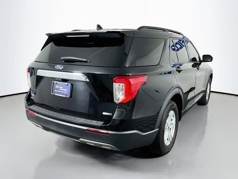 Used 2020 Ford Explorer XLT w/ Equipment Group 202A AWD/4WD image 9