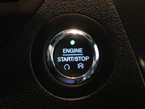 Used 2019 Ford Explorer XLT w/ Equipment Group 202A image 33