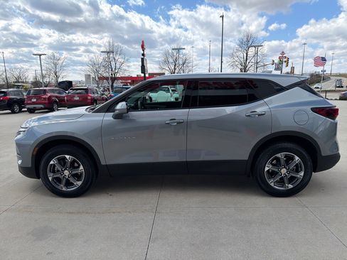 Used 2025 Chevrolet Blazer LT image 5