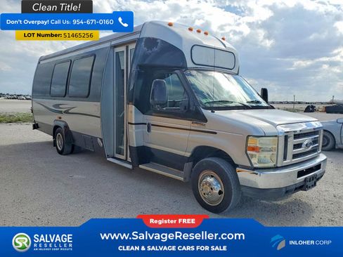 Used 2011 Ford E-450 and Econoline 450 Super Duty w/ Shuttle Bus Prep Pkg RWD image 5