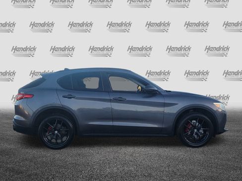 Used 2020 Alfa Romeo Stelvio w/ Nero Edizione image 8