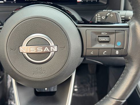 Used 2023 Nissan Rogue Platinum FWD image 22