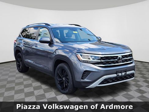 Certified 2023 Volkswagen Atlas SE w/ Black Wheel Package AWD/4WD image 1