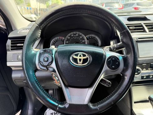 Used 2012 Toyota Camry SE FWD image 14