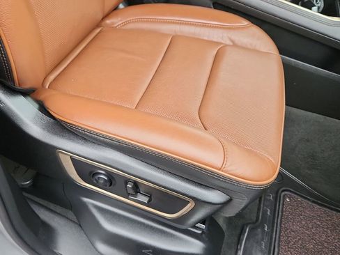 Used 2022 RAM 1500 Limited w/ Bed Utility Group image 14