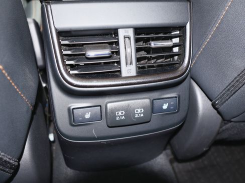 Used 2022 Subaru Outback Wilderness image 17