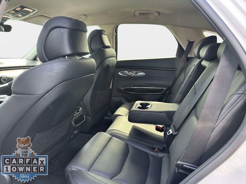 Used 2025 Genesis GV70 2.5T AWD/4WD image 13
