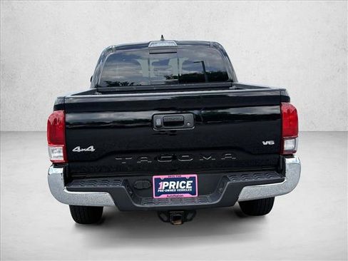 Certified 2023 Toyota Tacoma SR5 AWD/4WD image 6