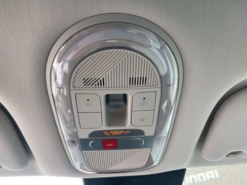 New 2026 Hyundai Ioniq 5 Limited image 32