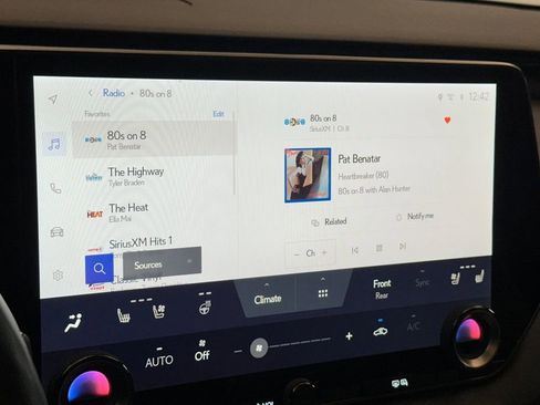 Certified 2025 Lexus RX 350h 350h Premium w/ Convenience Package image 18