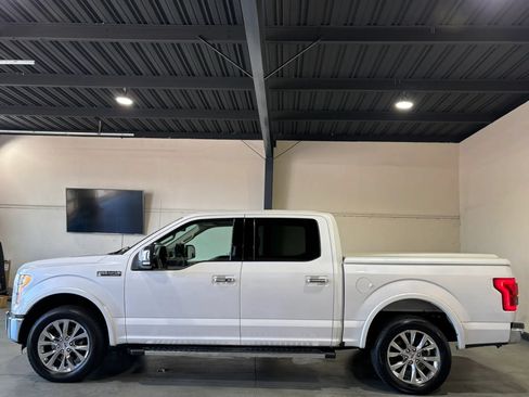 Used 2016 Ford F150 Lariat w/ Equipment Group 502A Luxury AWD/4WD image 4