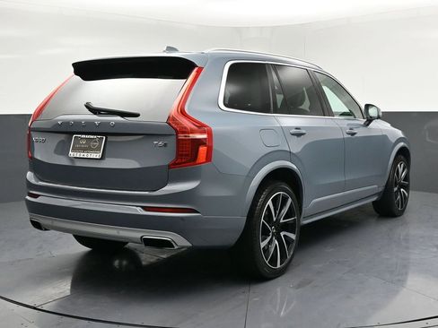 Used 2021 Volvo XC90 T6 Momentum w/ Advanced Package image 4