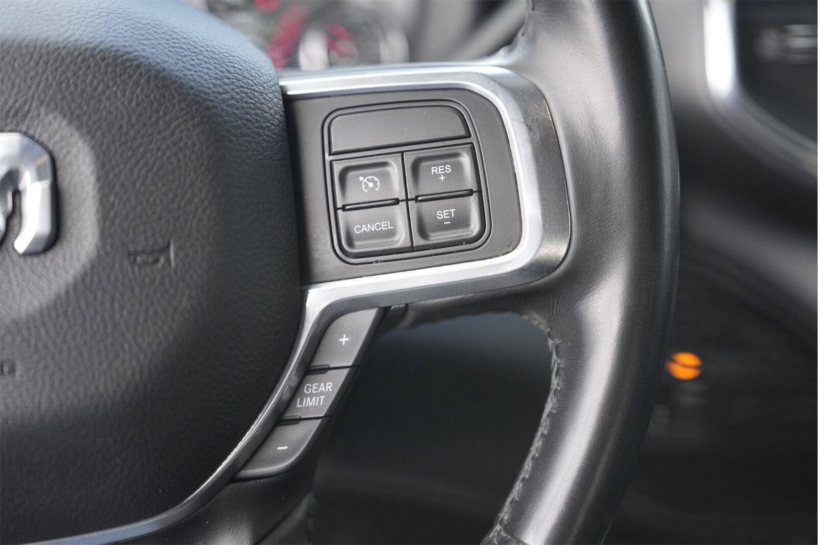 Used 2022 RAM 2500 Laramie AWD/4WD image 23