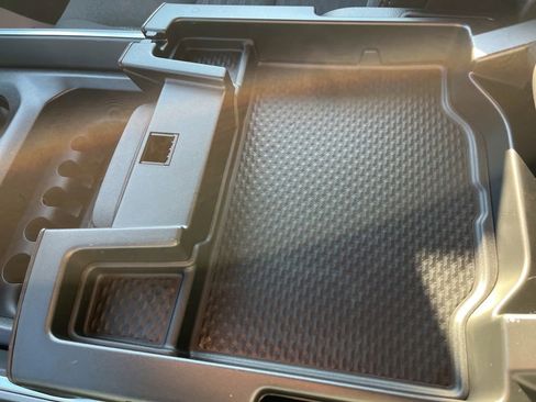 New 2026 RAM 1500 4x4 Crew Cab image 25