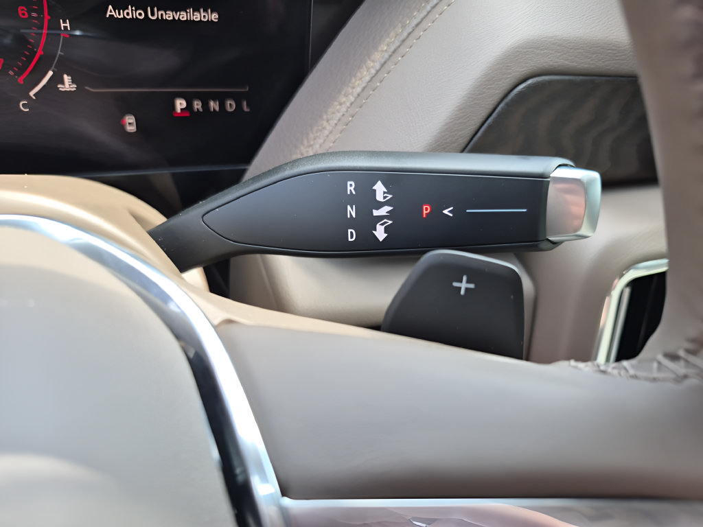 New 2026 GMC Yukon Denali w/ Denali Reserve Package AWD/4WD image 25