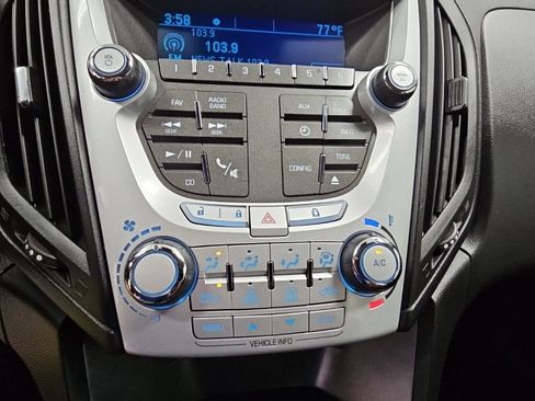 Used 2015 Chevrolet Equinox LS FWD image 16