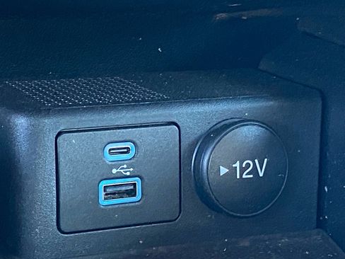 Used 2022 Ford Escape SE w/ Convenience Package image 16