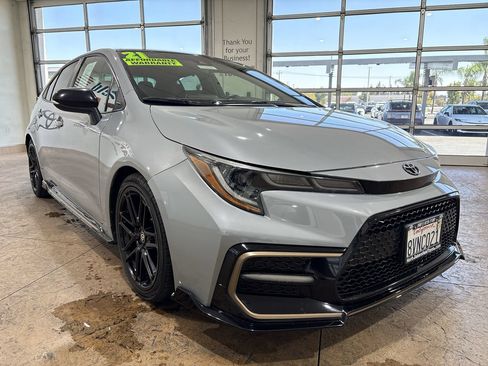 Used 2021 Toyota Corolla SE w/ Carpet Mat Package (TMS) FWD image 4