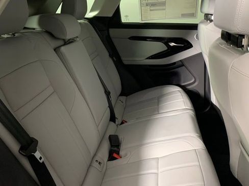 Used 2025 Land Rover Range Rover Evoque S image 28