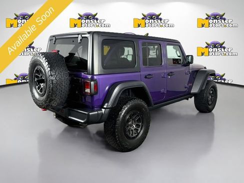 Used 2023 Jeep Wrangler Unlimited Rubicon w/ Xtreme Recon 35" Tire Package AWD/4WD image 5