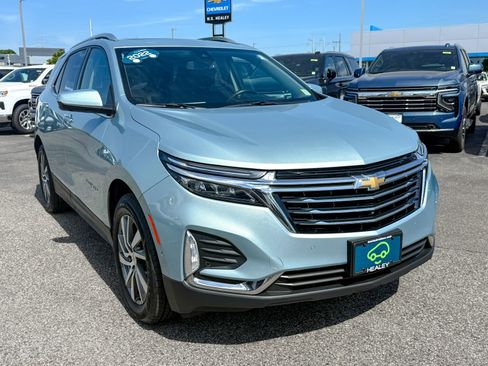 Certified 2022 Chevrolet Equinox Premier AWD/4WD image 1